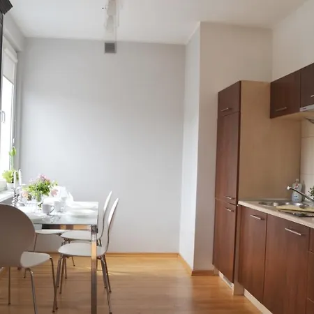 Kawalerka Ul 1 Maja Sopot